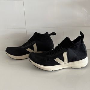 Veja X Rick Owens Sneaker